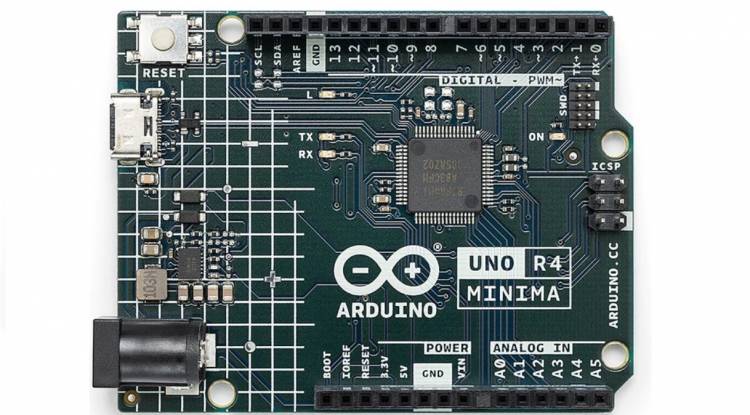 Arduino UNO R4 Minima